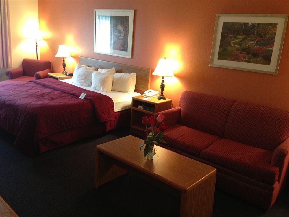 Ramada by Wyndham Coeur d'Alene Hotel Bagian luar foto