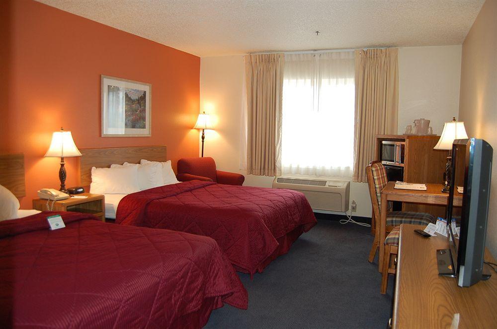 Ramada by Wyndham Coeur d'Alene Hotel Bagian luar foto
