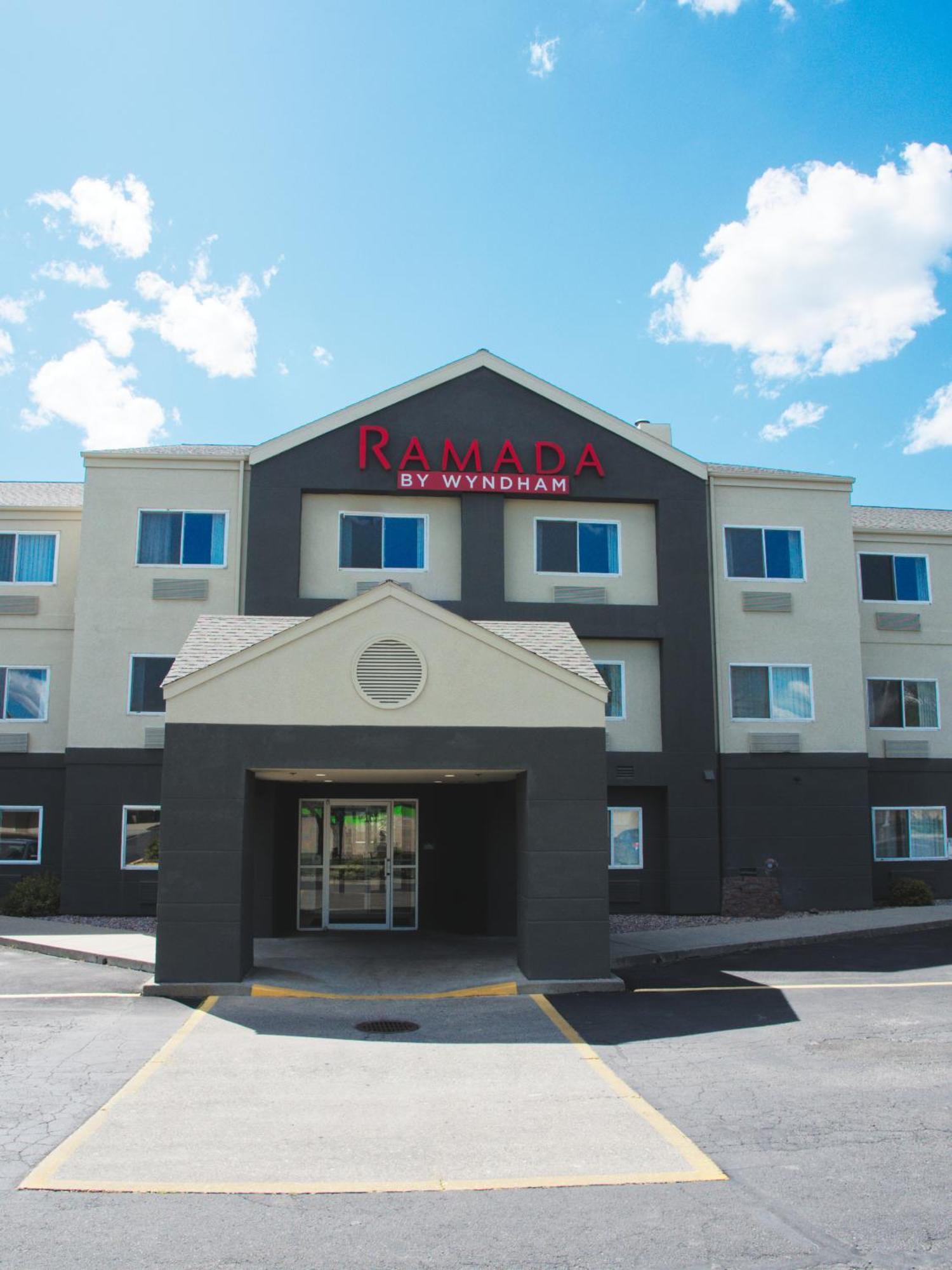 Ramada by Wyndham Coeur d'Alene Hotel Bagian luar foto